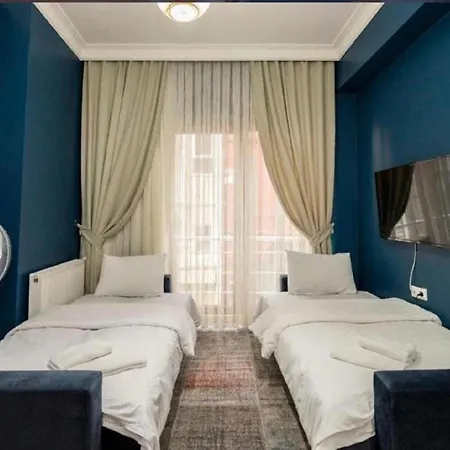 Laluna Near Grand Bazaar Center 4*